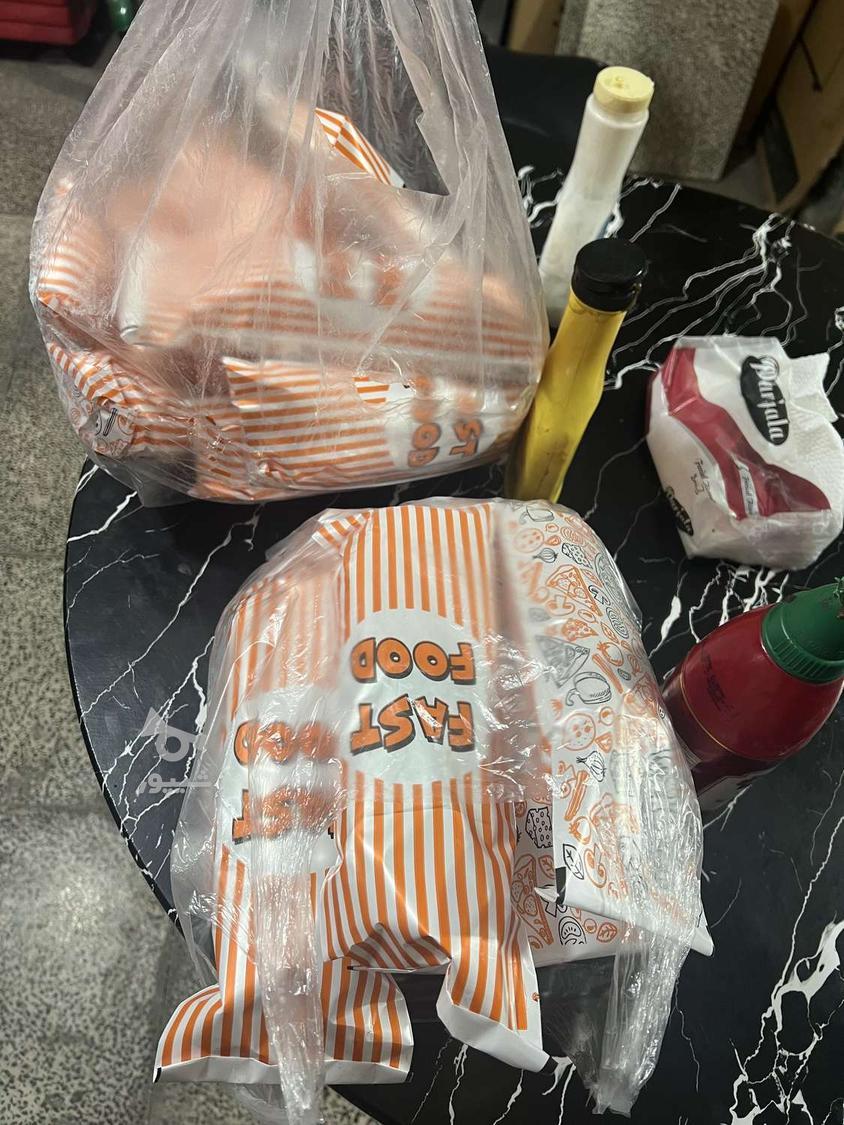 پخش ساندویچ دانش آموزی