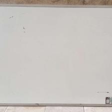 تخت وایت برد.