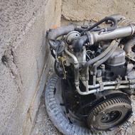 موتور کامل نیسان دیزل با بقیه وسایل ها