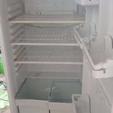 یخچال کاملا سالم و نو بشرط