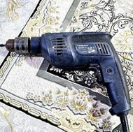 دریل چکشی توسن پر قدرت و تمیز