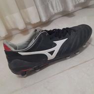 کفش استوک میزانو در حد