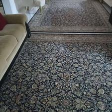 فرش در حد نو .