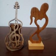 دکور چوبی آدم حوا و گیتار
