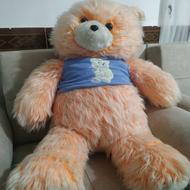 عروسک بزرگ.