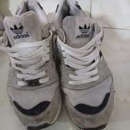 کتونیآدیداس