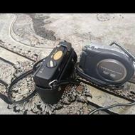 یک عدد دوربین فیلمبرداری سونی ژاپن.ویک عدد دوربین عکاسی