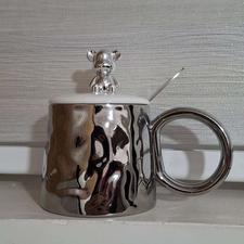 ماگ طرح دار در دار