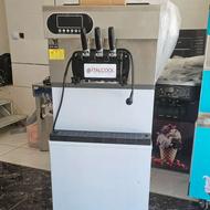 دستگاه بستنی ساز ایتالیایی و لوازم مخصوص آبمیوه‌ بستنی