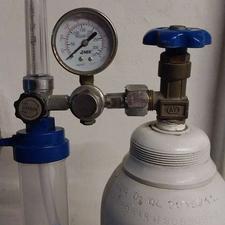 کپسول اکسیژن 10 لیتری فولادی+مانومتر+مرطوب کننده‌