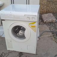 لباس شویی لباس شویی