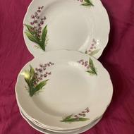 بشقاب خورشت خوری ژاپنی