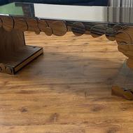 میز تی وی کاملا سالم