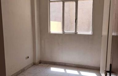 49 متر تکخواب طبقه اول/ پارکینگ و 15 متر تراس