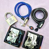 چند عدد قفل نو