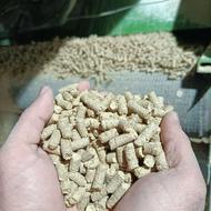 خوراک دام کنسانتره دامی چکی