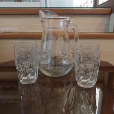 تنگ و لیوان خارجی