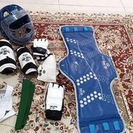 کلیه وسایل تکواندو
