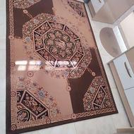 فرش تزئینی طرح مخملی برجسته...3متری