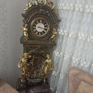 ساعت ایستاده