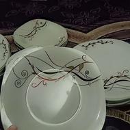 مقداری وسایل اشپزخانه