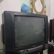 تلویزیون سامسونگ با میز شیشه ای