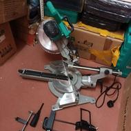 فارسی بر اره دیسکی عمودبر اورفرز سمباده لرزان