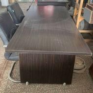 میز کنفرانس