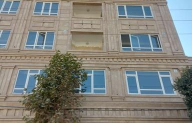 واحد نوساز 135 متری سند دار