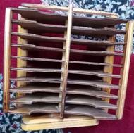 جا نوار کاست