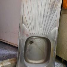 سینک ظرفشویی در حد نو استیل ابعاد 1درنیم متر