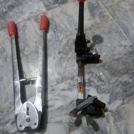 تسمه کش و انبر