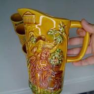 فروش ظرف سفالی قدمت 60 ساله داره