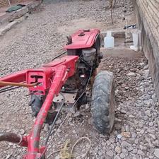 یک تیلر 7.5اسب بخار