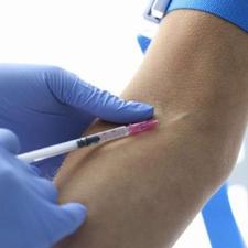 تزریقات و سرم تراپی در منزل توسط پرستار خانم و آقا