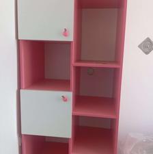 کمد عروسک تمیز