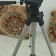 سه پایه دوربین