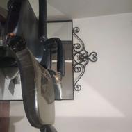 صندلی و آینه آرایشگاه