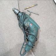 یک عدد دستگاه دیلر