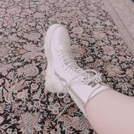 بوت سفید سایز 38