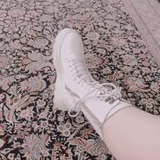 بوت سفید سایز 38