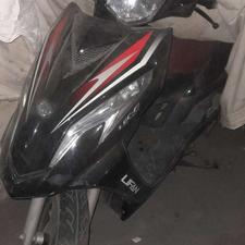 موتور 125 لیفان مناسب برای خانمها و آقایان