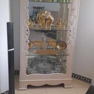 بوفه چند طبقه. هالوژن دارد