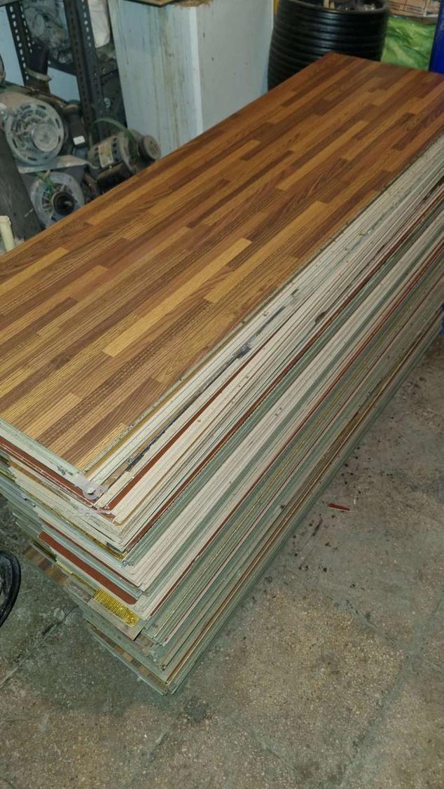 پارکت حدود 50متر