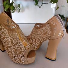 کفش مجلسی پاشنه بلند