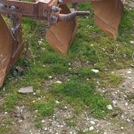 گاو آهن در حد نو