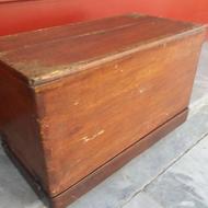 چرخ خیاطی آنتیک و بسیار کمیاب