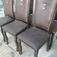 تعدای صندلی نتظار چوبی و فلزی