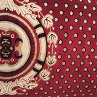 پشتی قرمز در حد