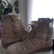 پوتین کوهنوردی